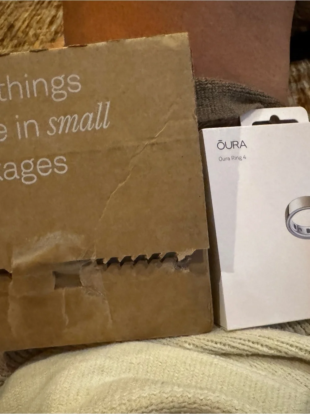 Oura Ring 4 - Gold NEW SEALED